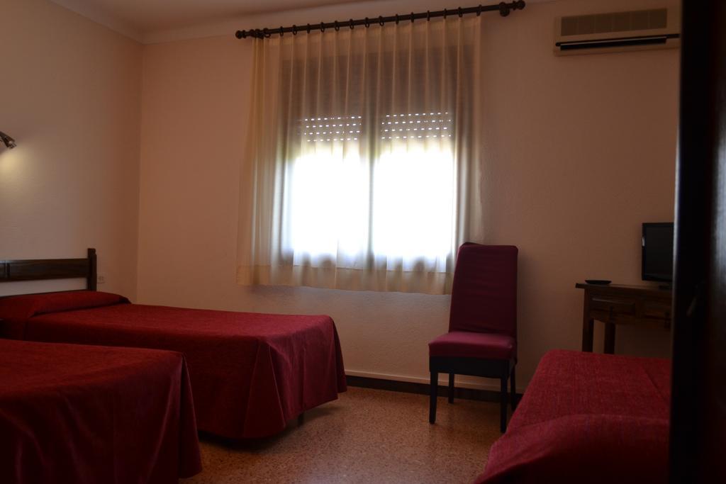 Hostal L'Esplai Viladamat Zimmer foto